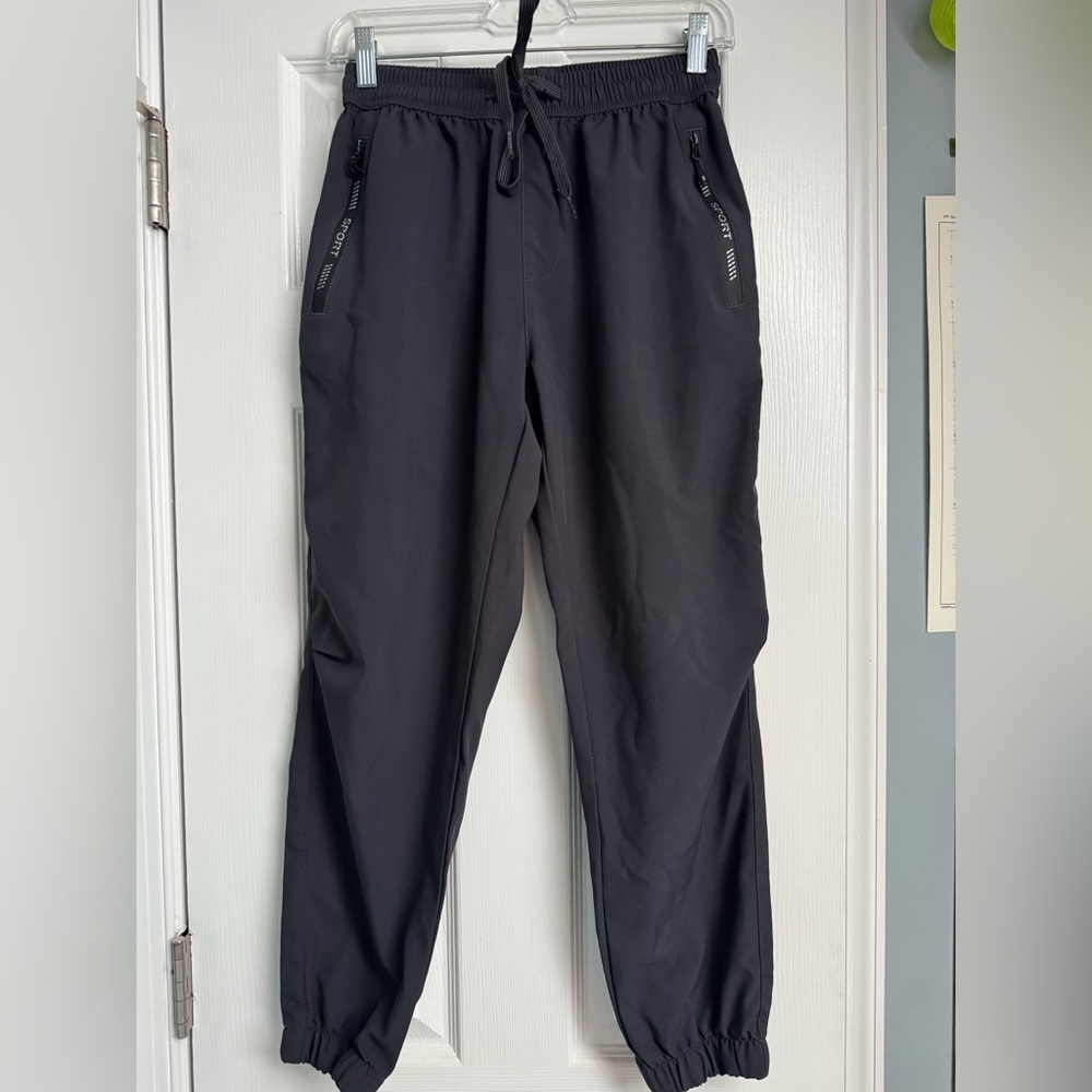 Black jogger pants